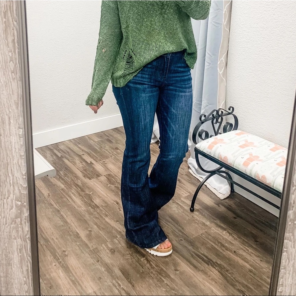 Kan can boot cut flair NEW NO TAGS.  DIDNT FIT